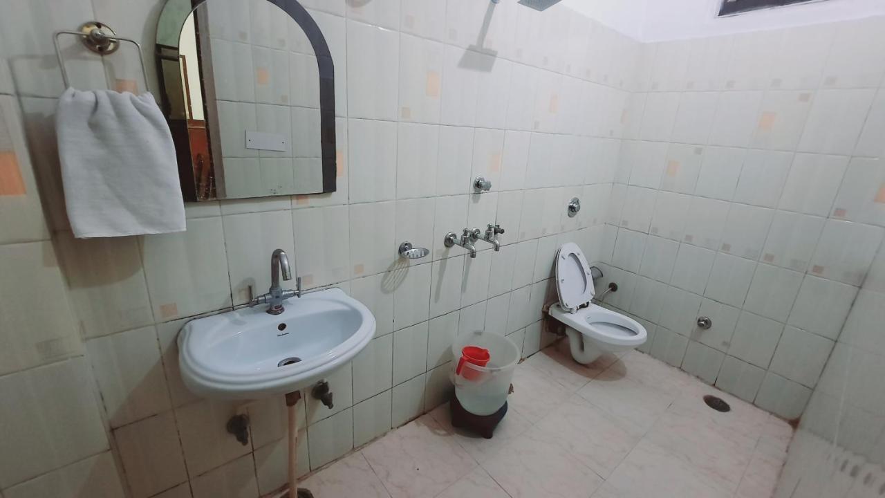 Chandīgarh Hotel Holiday Inn Paradise מראה חיצוני תמונה