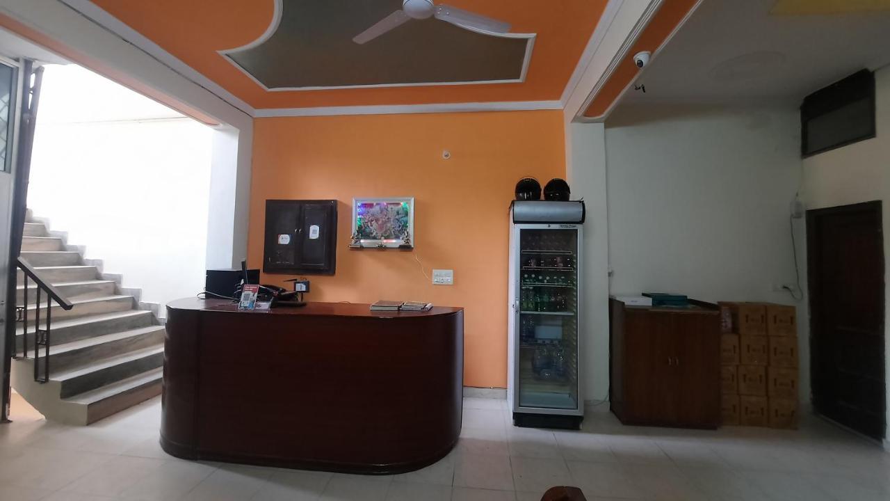 Chandīgarh Hotel Holiday Inn Paradise מראה חיצוני תמונה
